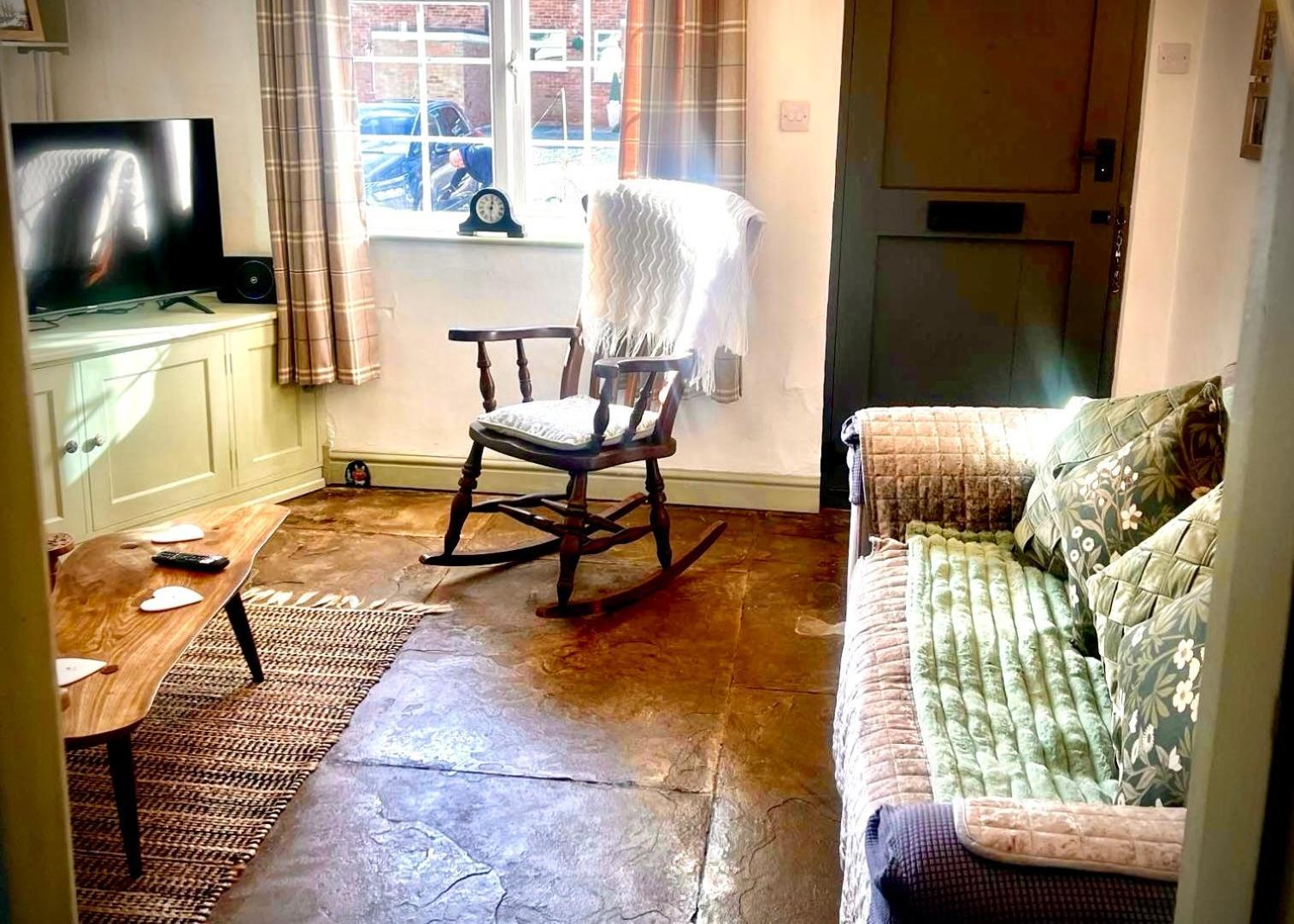 18th Century Cosy In Upon Avon *